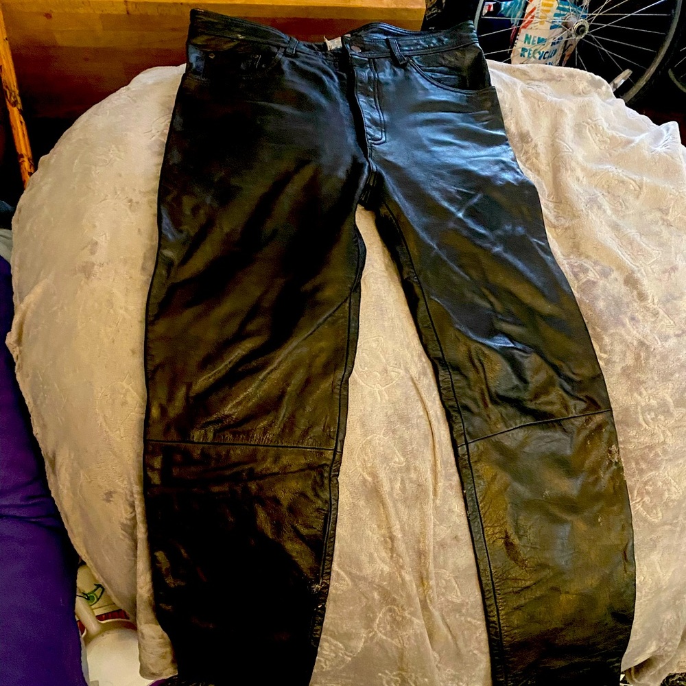 Leather pants !